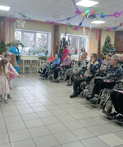 Поздравление от д.сада 80 2