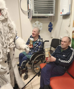 Поздравление Деда Мороза и Снегурочки 3