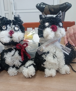 коты из ниток 4