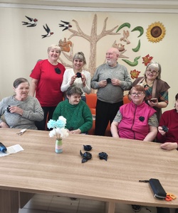 Брошь в форме цветка 3